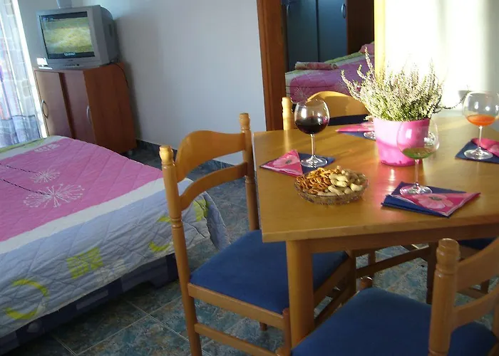 Ana I Zlatko 3* هفار